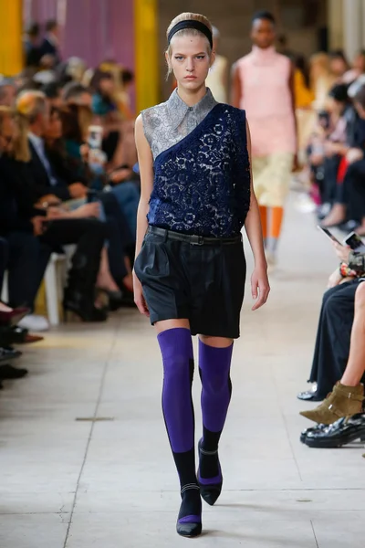 Look 31